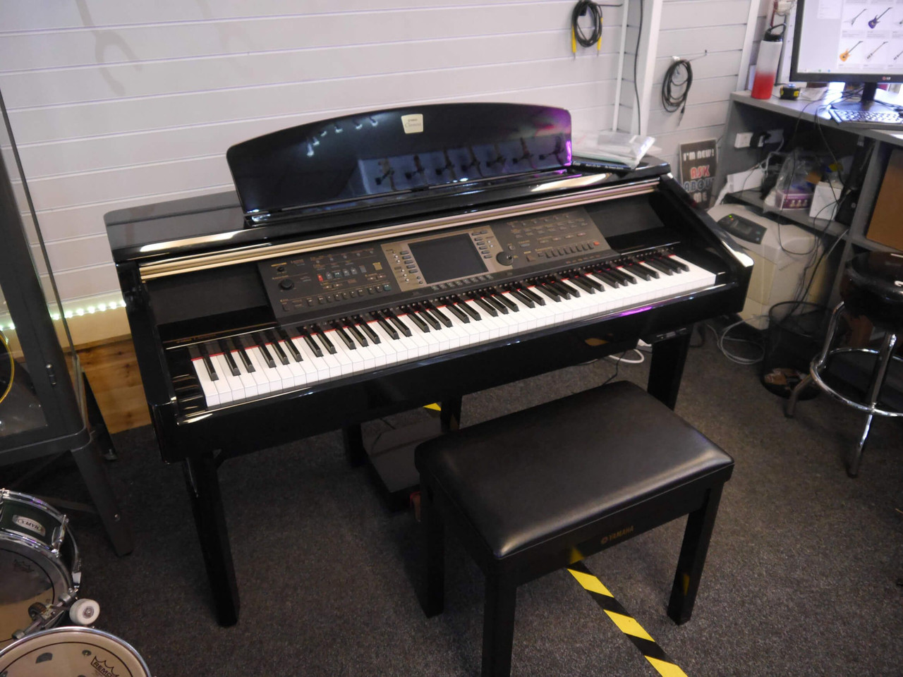 Yamaha CVP209 Electric Piano - Gloss Black - 2nd Hand **COLLECTION ONLY**
