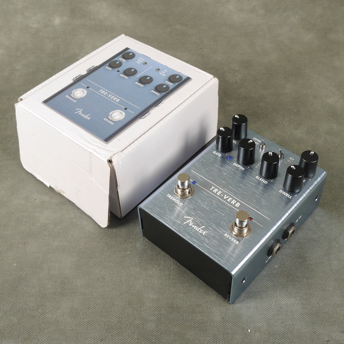 Fender TRE-VERB (tremolo & reverb) Fender Tre-Verb Digital w⁄Box