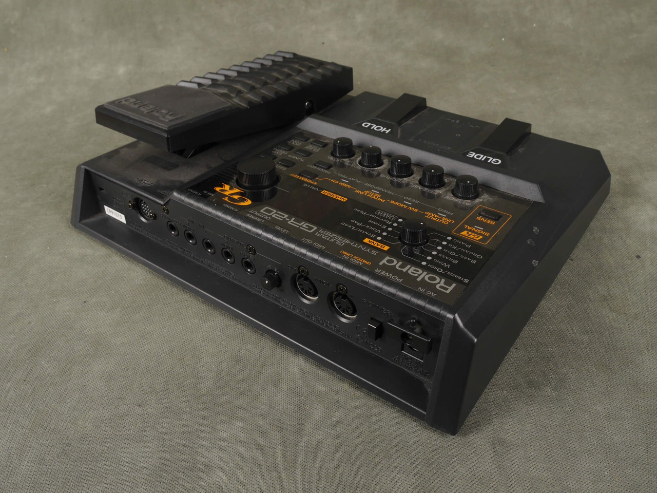 Roland GR-20 Guitar Synthesizer with GK 3 Pickup w/Box & PSU - 2nd