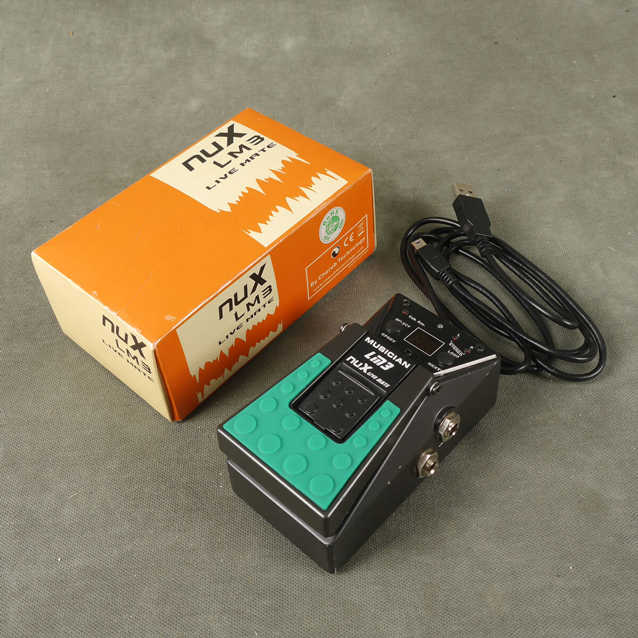 NUX LM3 エフェクター　MUSICIAN LIVE MATE NUX LM3 Musician Live Mate MP3 Player FX Pedal w/Box - 2nd Hand
