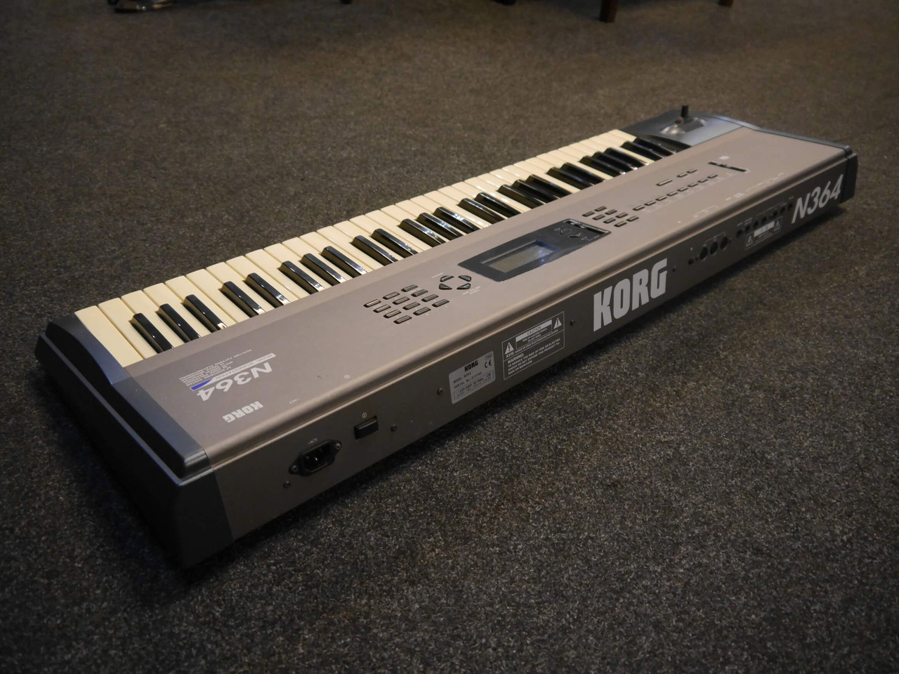 Korg N364 Workstation Synthesizer Keyboard - 2nd Hand