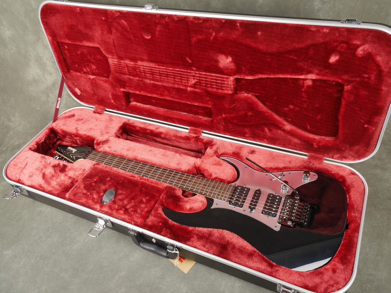 Ibanez Prestige RG2550ZGW 専用ハードケース付 Ibanez Prestige RG2550Z - Mystic Night Metallic w/Hard Case - 2nd Hand