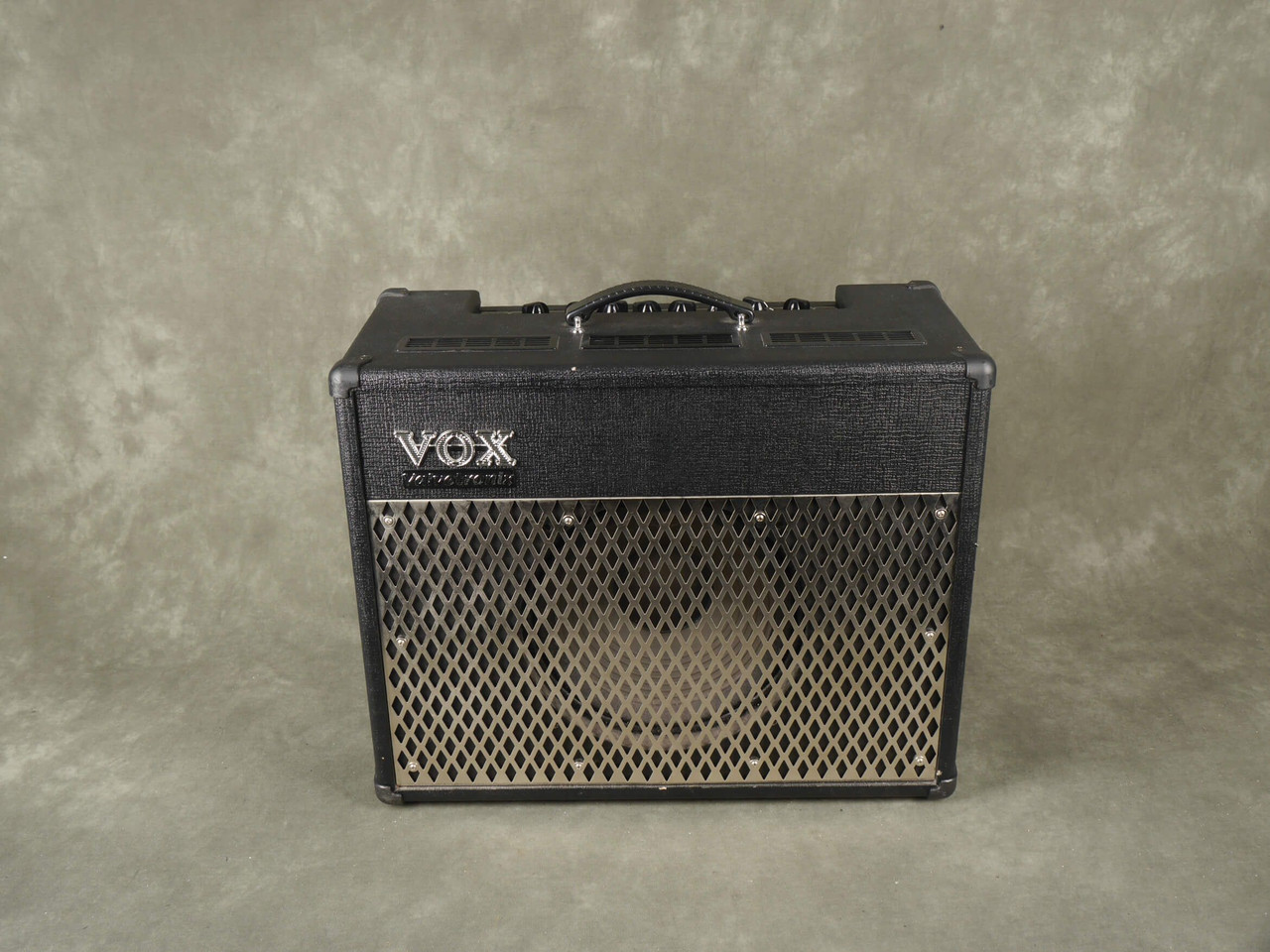 Vox Valvetronix AD50VT 1x12 Combo Amplifier - 2nd Hand