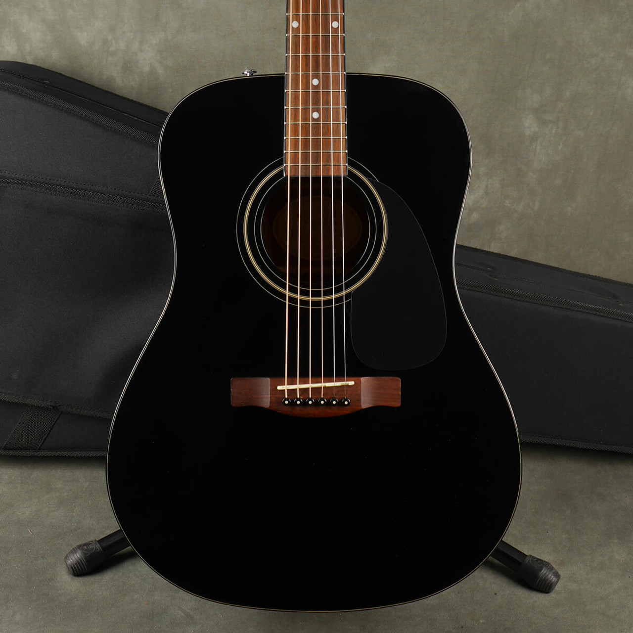 Fender CD-60-BK-DS-V2 Acoustic Guitar - Black w/Gig Bag - 2nd Hand