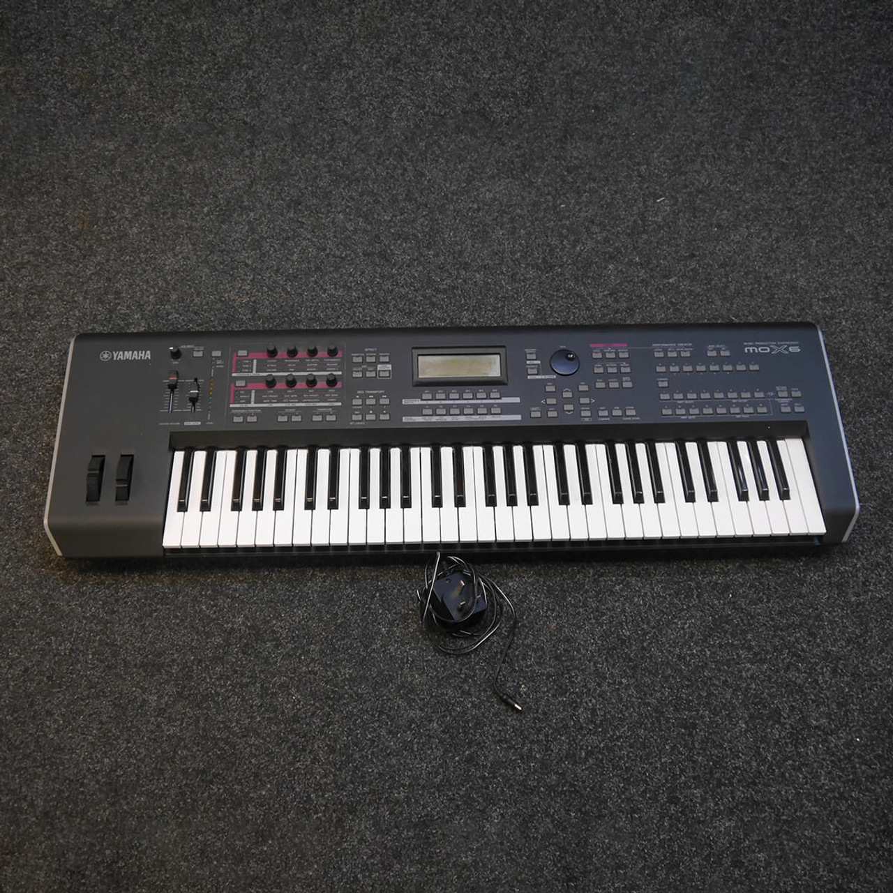 YAMAHA MOX6【キーボードアンプなどすぐに使える一式セット】 - 鍵盤楽器