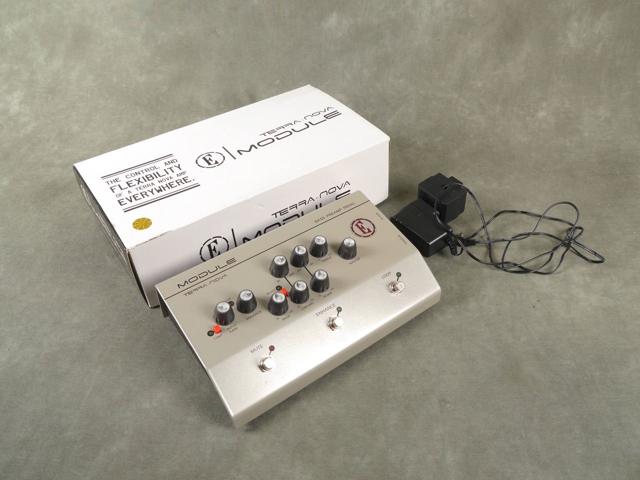 ベース EDEN MODULE ベース用プリアンプ