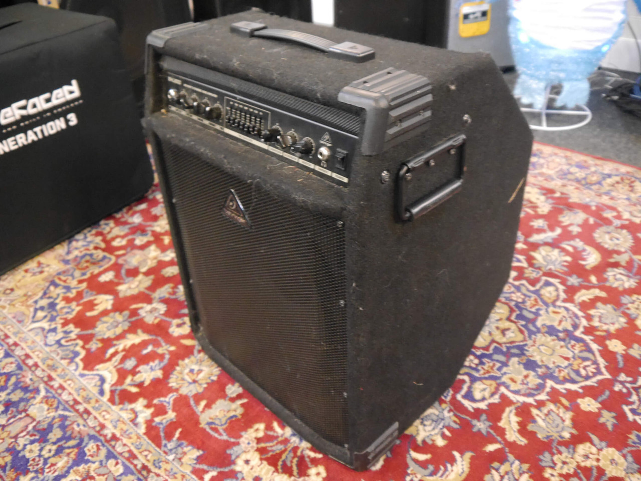 Behringer Ultra Bass BXL3000 300W Bass Combo - 2nd Hand