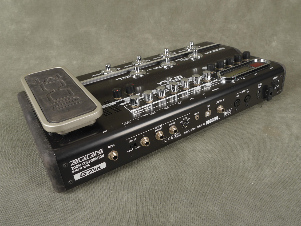 Zoom G7.1ut Guitar Effects Console FX Pedal - 2nd Hand