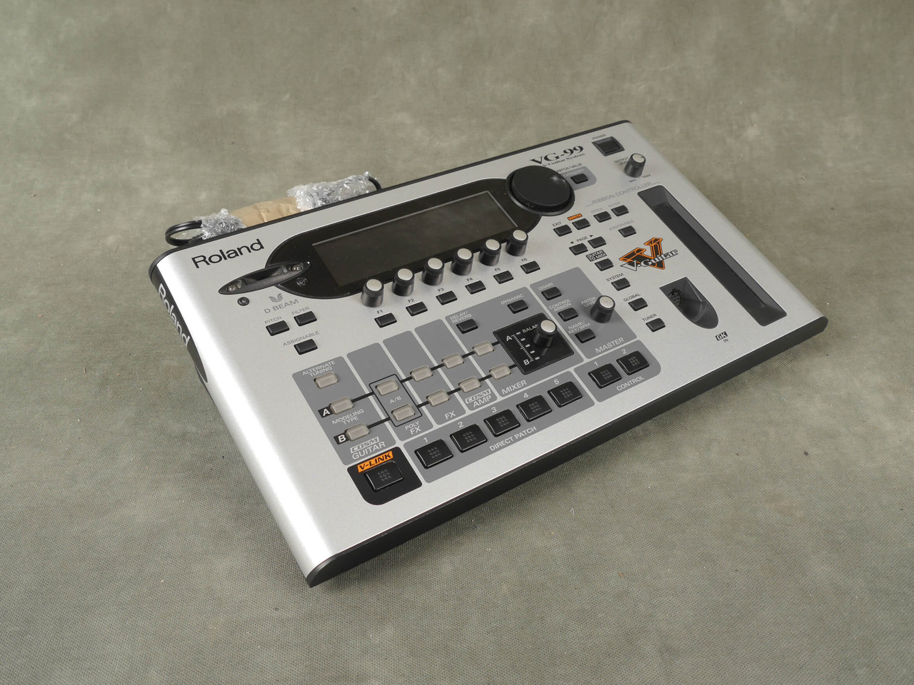 Roland VG-99 V-Guitar System Synthesizer - 2nd Hand