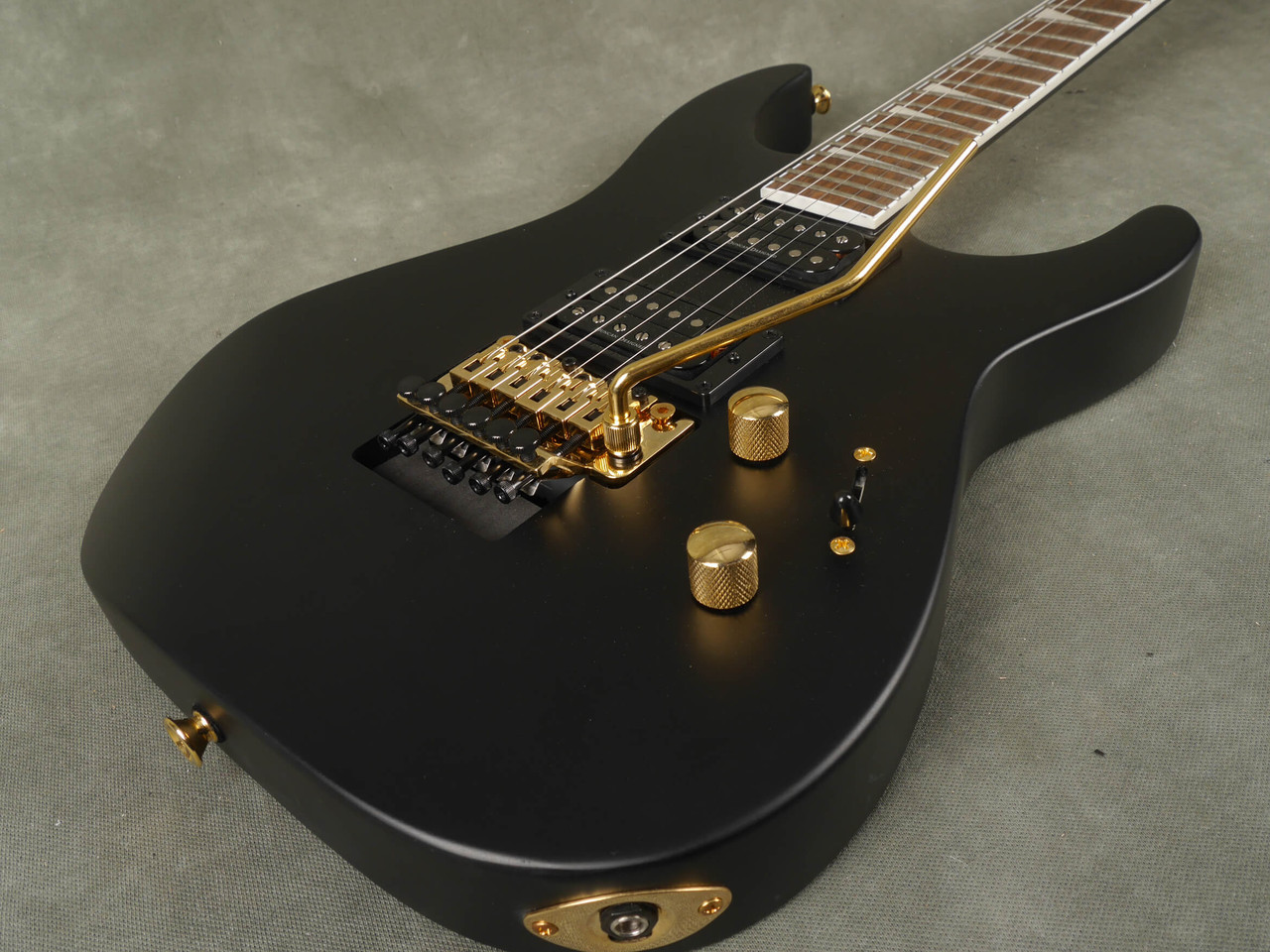 Jackson Soloist X Series SLX DX - Black/Gold Hardware - 2nd Hand