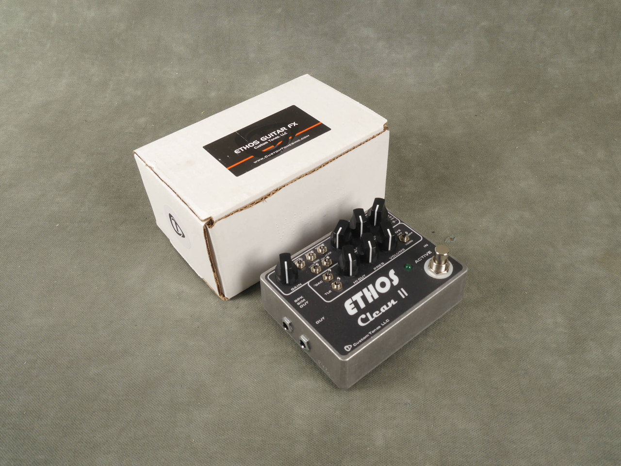 Custom Tones Ethos Clean II Preamp FX Pedal w/Box - 2nd Hand