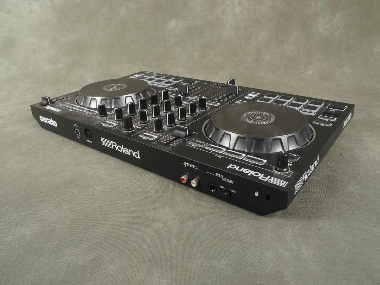 Roland DJ-202 DJ Controller w/Box - 2nd Hand