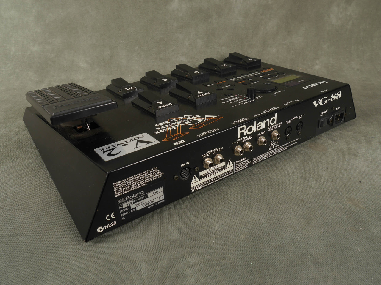 Roland VG-88 V-Guitar System Pedal w/Box & PSU - 2nd Hand