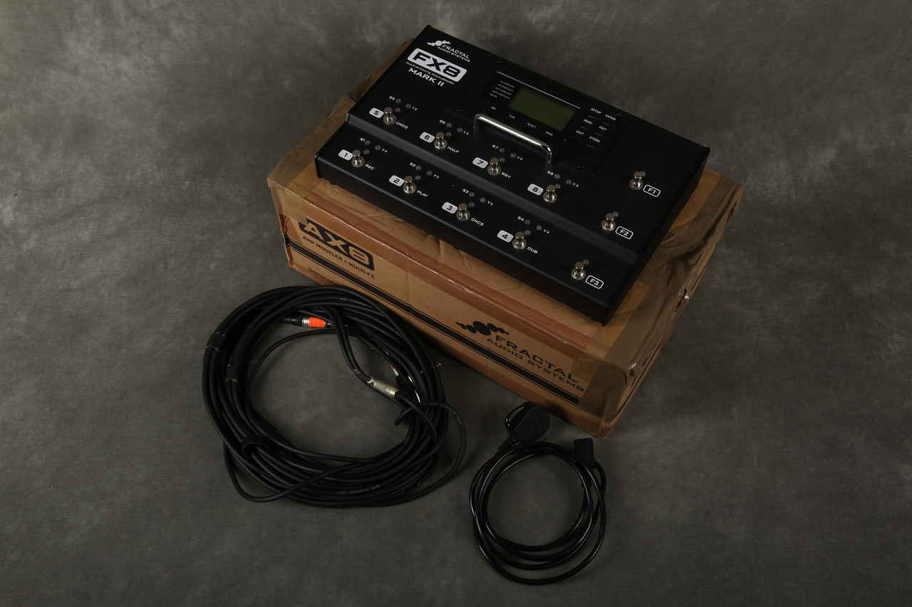 Fractal Audio FX8 MkII Multi-FX Pedalboard w/Box & PSU - 2nd Hand