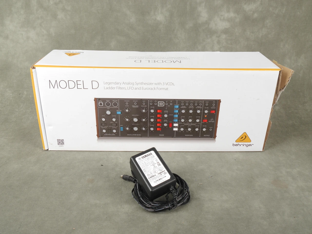 Behringer Model D Analogue Synthesizer Module w/Box & PSU - 2nd Hand
