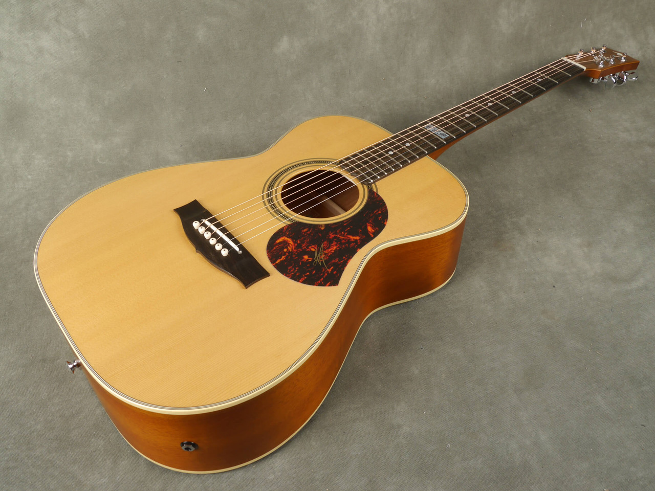 Maton EBG808TE Tommy Emmanuel Signature Acoustic w/Hard Case