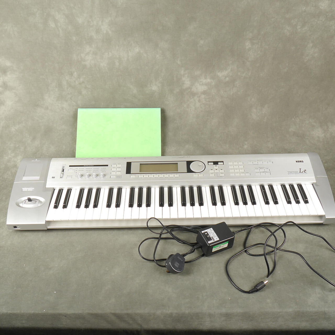 Korg Triton LE 61 Keyboard w/PSU & Manual - 2nd Hand