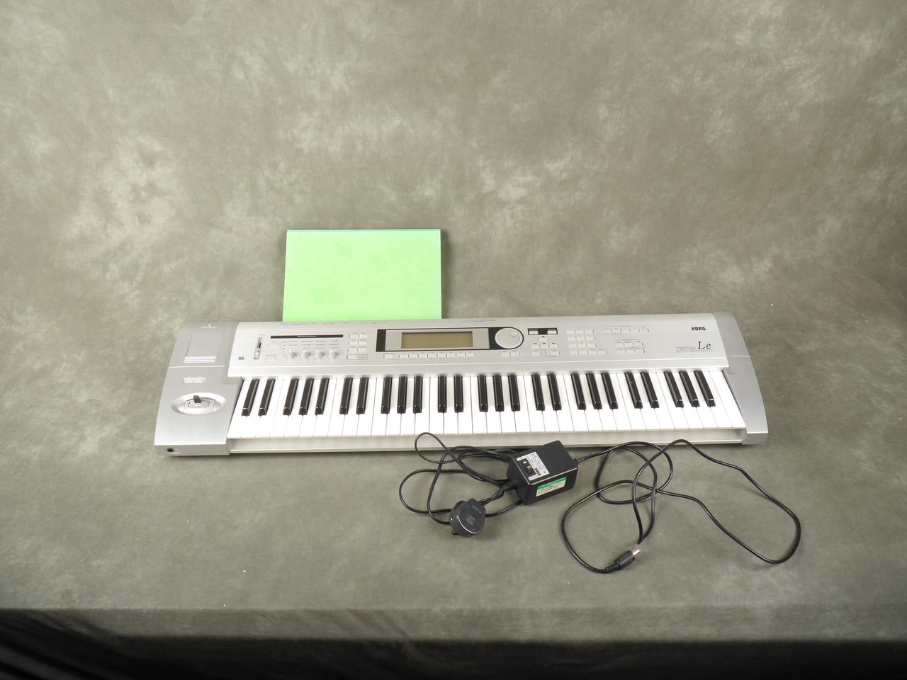 Korg Triton LE 61 Keyboard w/PSU & Manual - 2nd Hand
