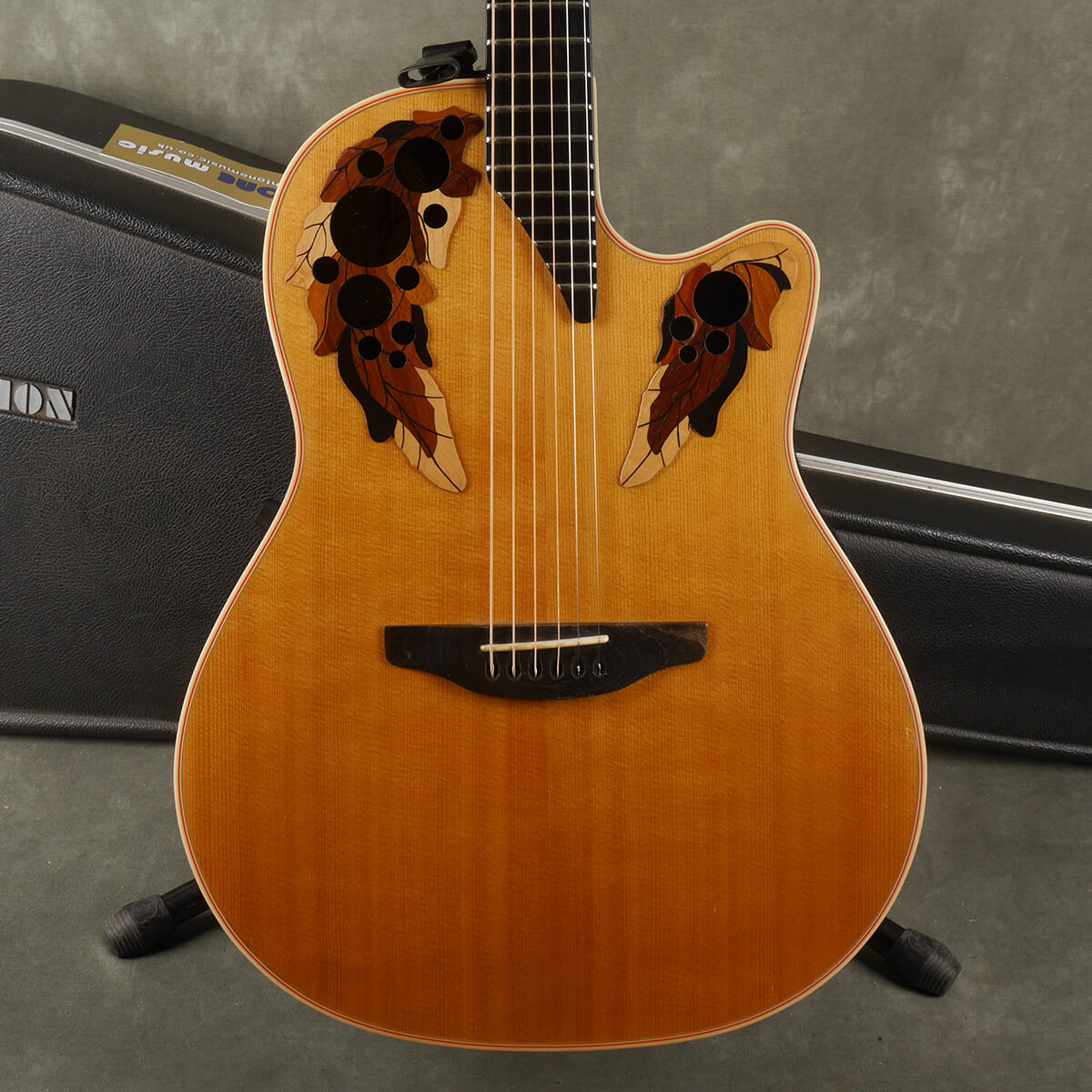 Ovation 1993 Collectors Series Electro-Acoustic - Natural Ovation 1993 Collectors Series Electro-Acoustic - Natural