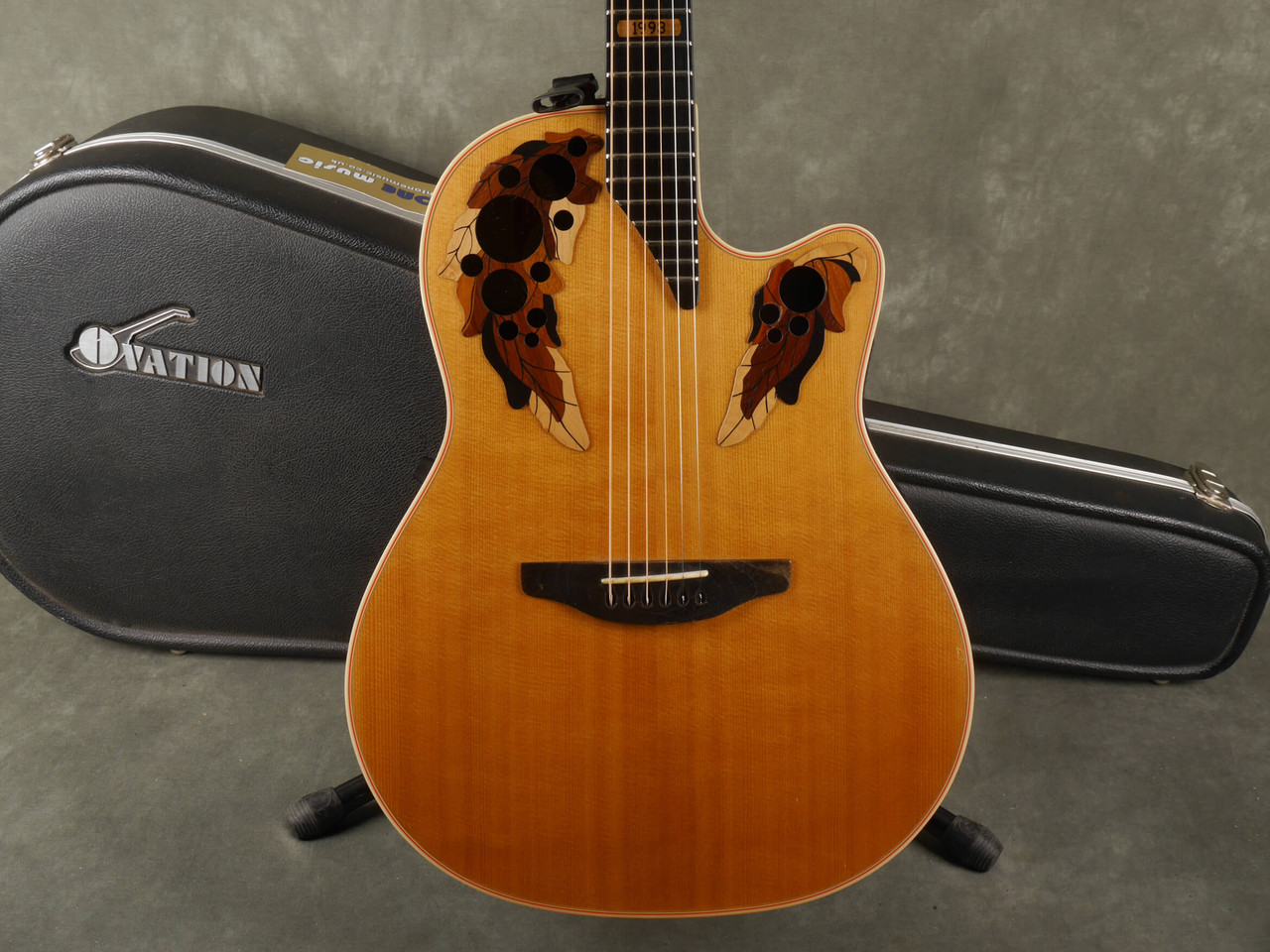 Ovation 1993 Collectors Series Electro-Acoustic - Natural - Case