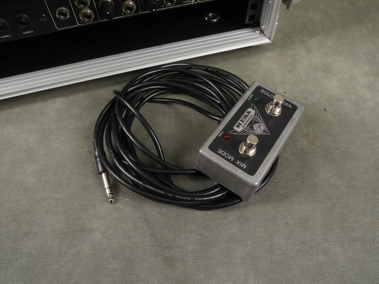 Mesa Boogie V-Twin Rack Preamp & Footswitch w/Flight Case - 2nd Hand