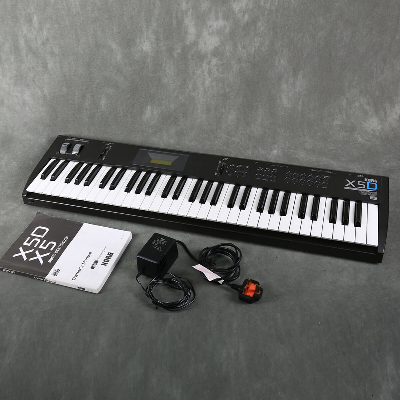 KORG X5 シンセサイザー 美品 希少です! KORG X5 シンセサイザー 美品 希少です! (KORG X5D 有っ