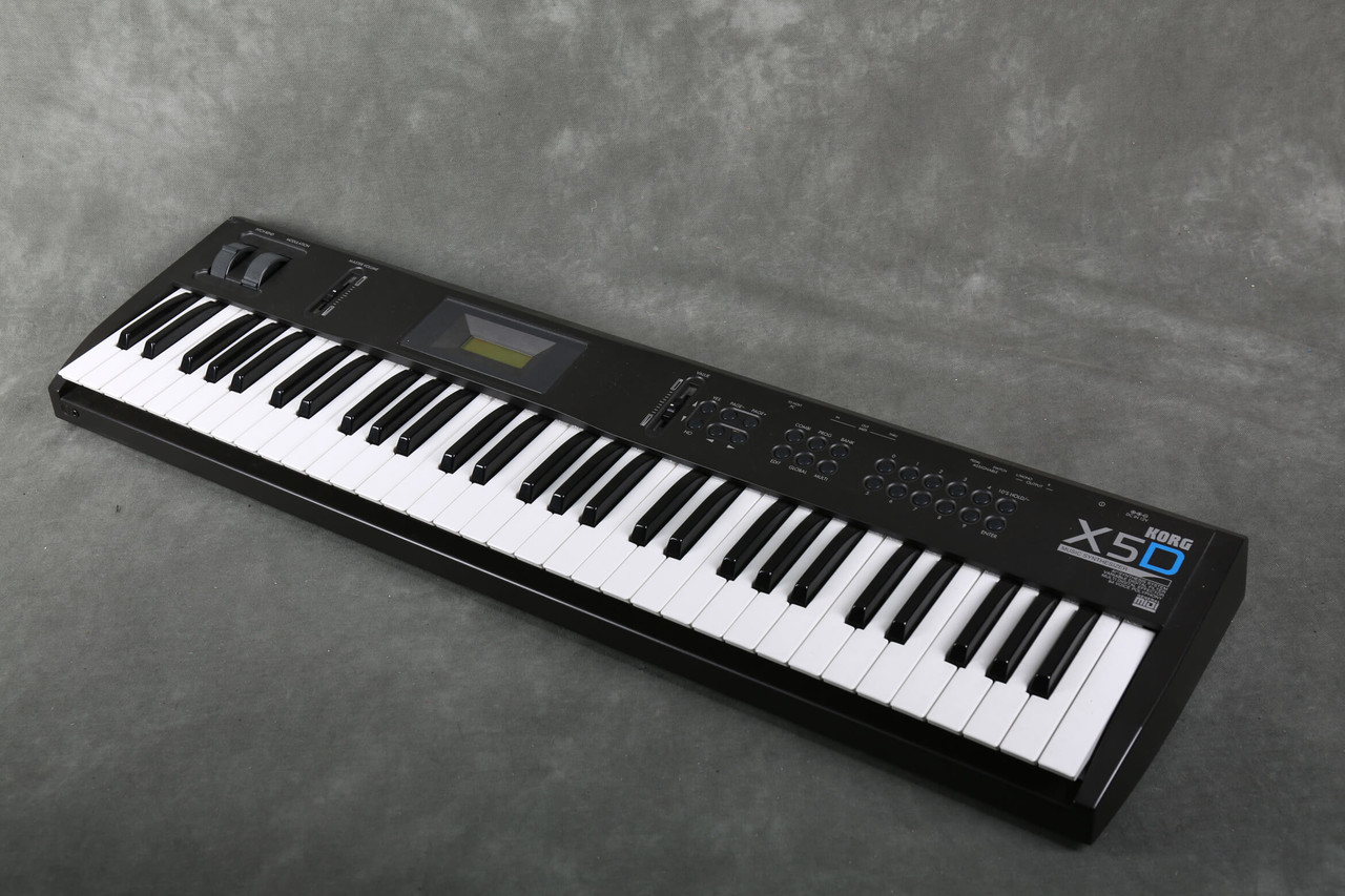 Korg X5D Digital Synthesizer - 2nd Hand