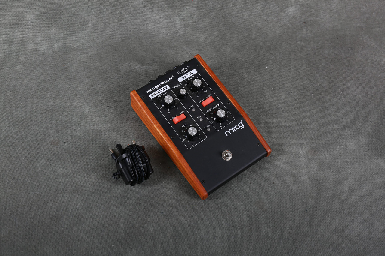 ギター Moogerfooger MF-101 Lowpass Filter ギター Moogerfooger MF-101 Lowpass Filter Moog MF-101 Moogerfooger
