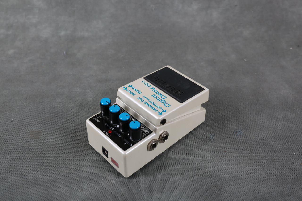 Boss DD-5 Digital Delay FX Pedal w/Box - 2nd Hand (114723)
