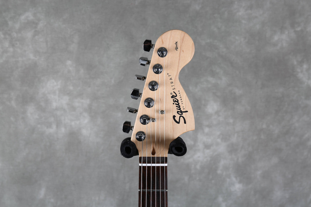 Squier 20th Anniversary Stratocaster - Sunburst w/Gig Bag - 2nd Hand