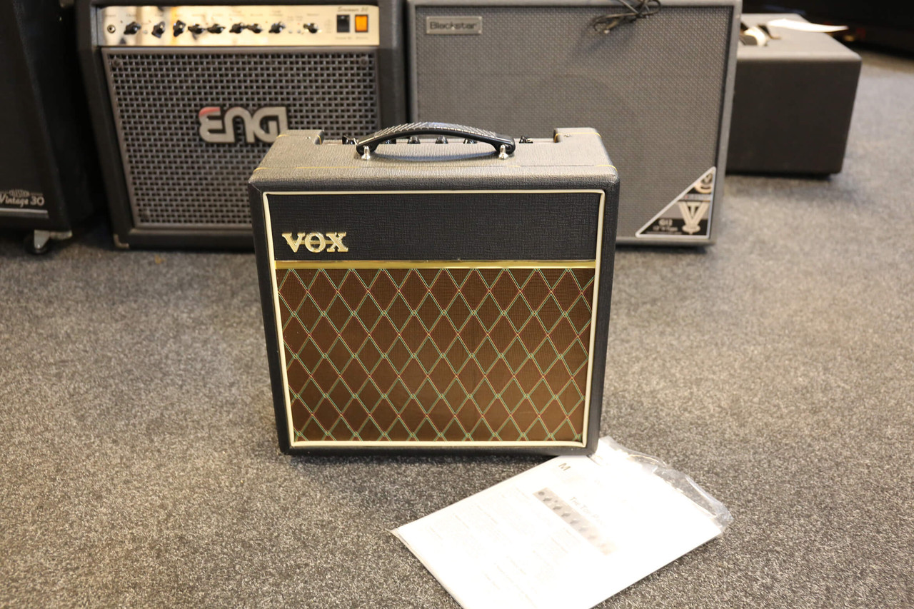 Vox Pathfinder 15R Combo Amplifier - 2nd Hand