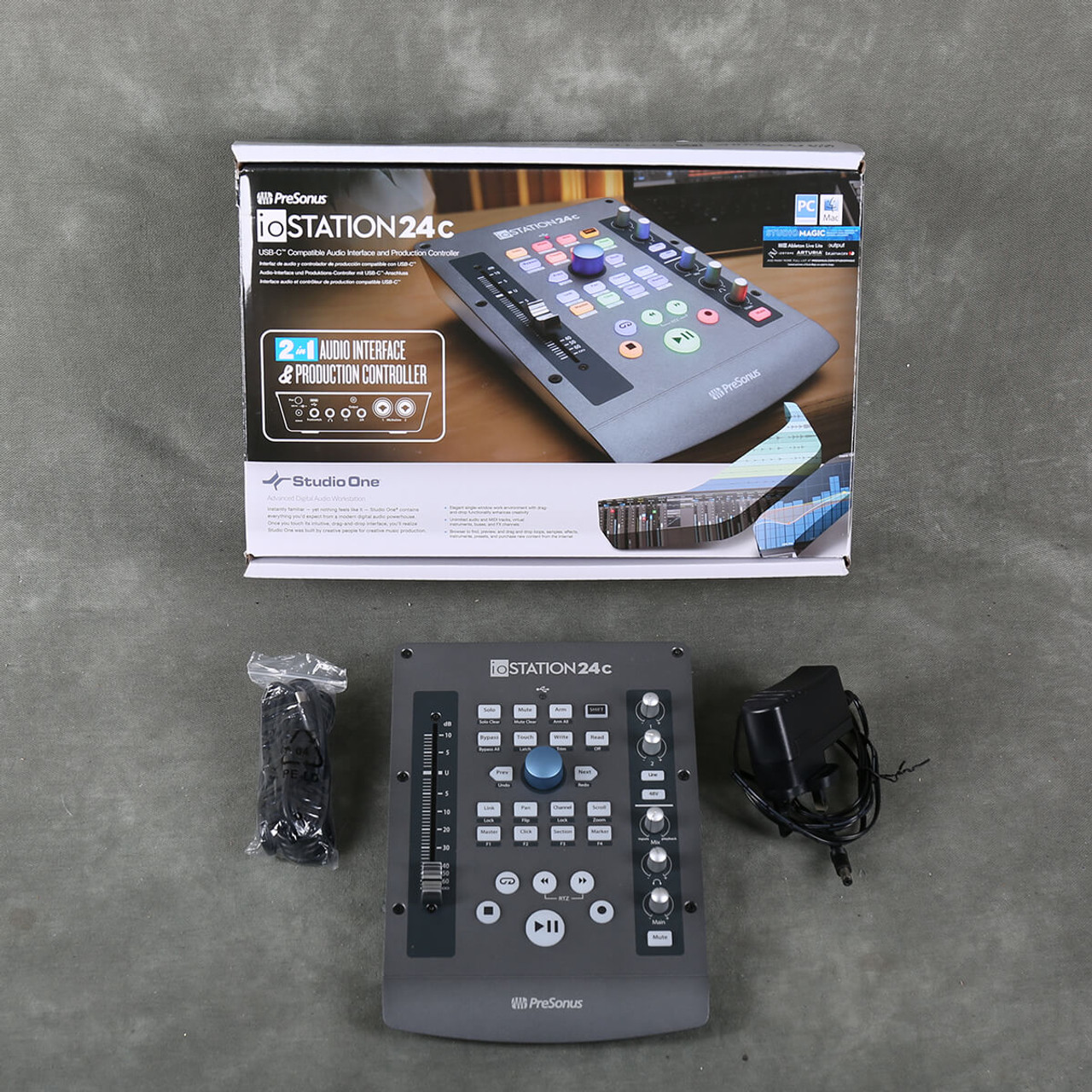 Amazon.com: PreSonus ioStation 24c 2x2, 192 kHz, USB Audio