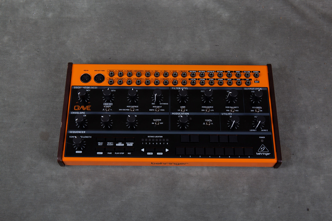 Behringer Crave Synthesizer w/Box & PSU 2nd Hand