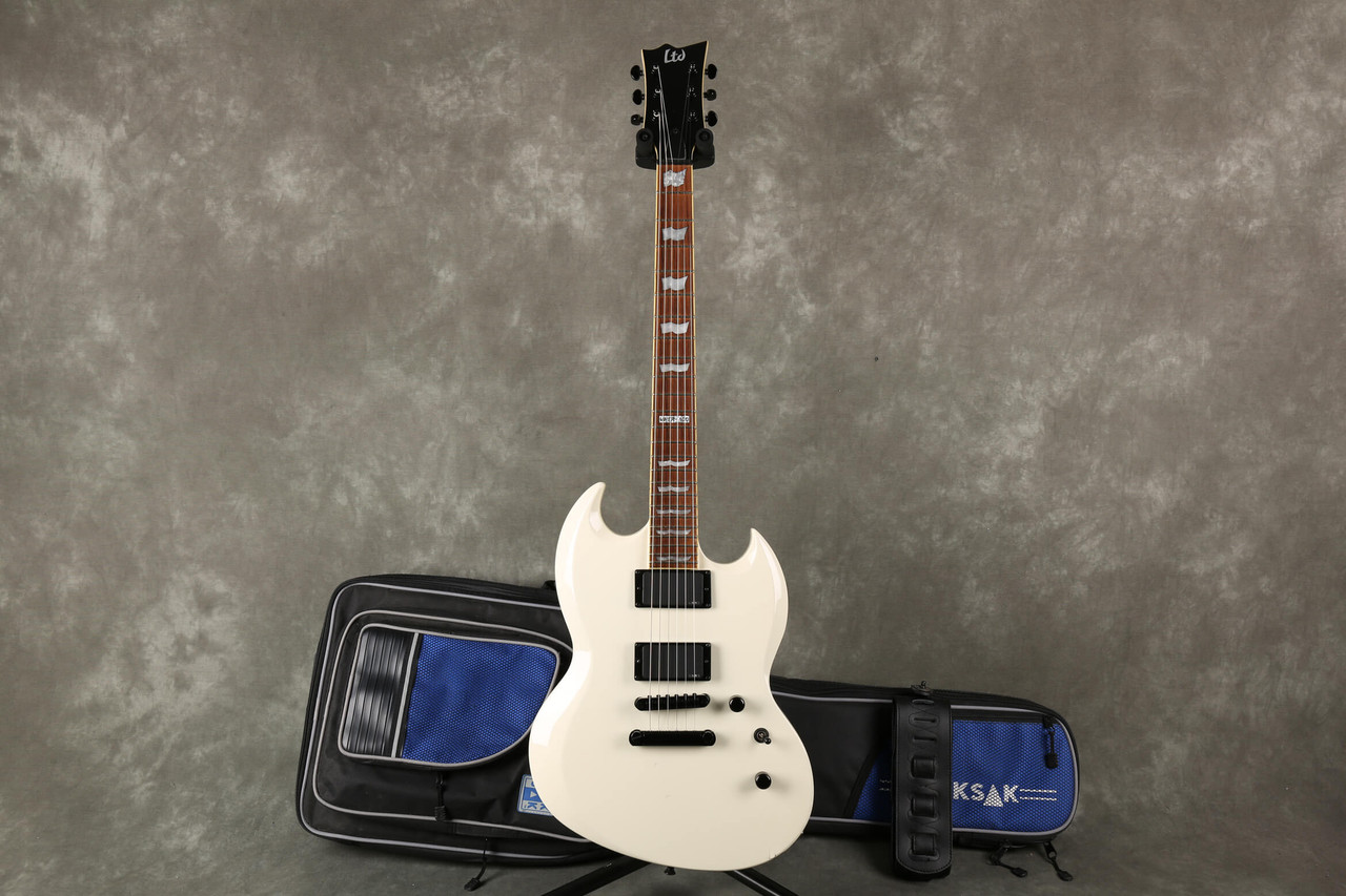 ESP LTD Viper 400 Electric Guitar - White w/Gig Bag - 2nd Hand