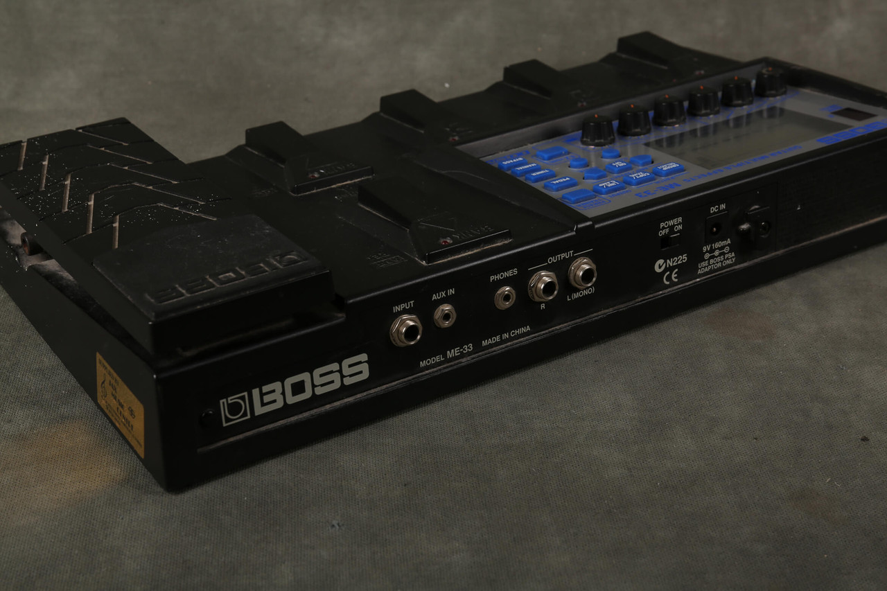 ギター ME-33 Guitar Multi Effects Boss s-l1200.jpg