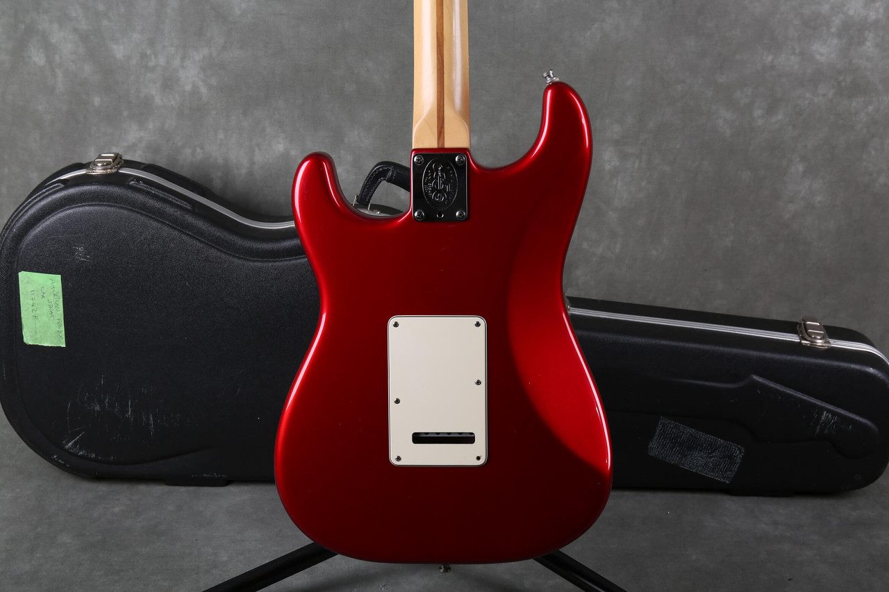 Fender American Standard Stratocaster - Candy Apple Red w/Hard