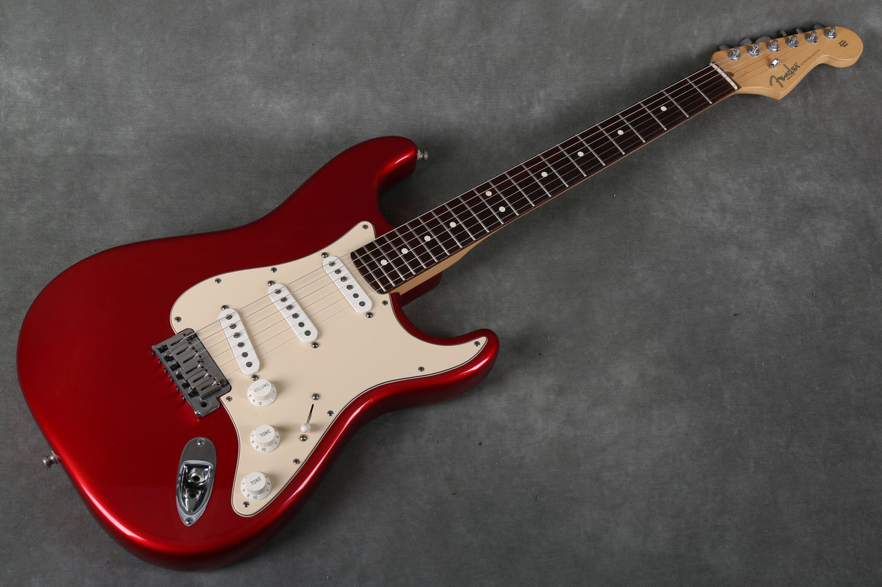 Fender American Standard Stratocaster - Candy Apple Red w/Hard