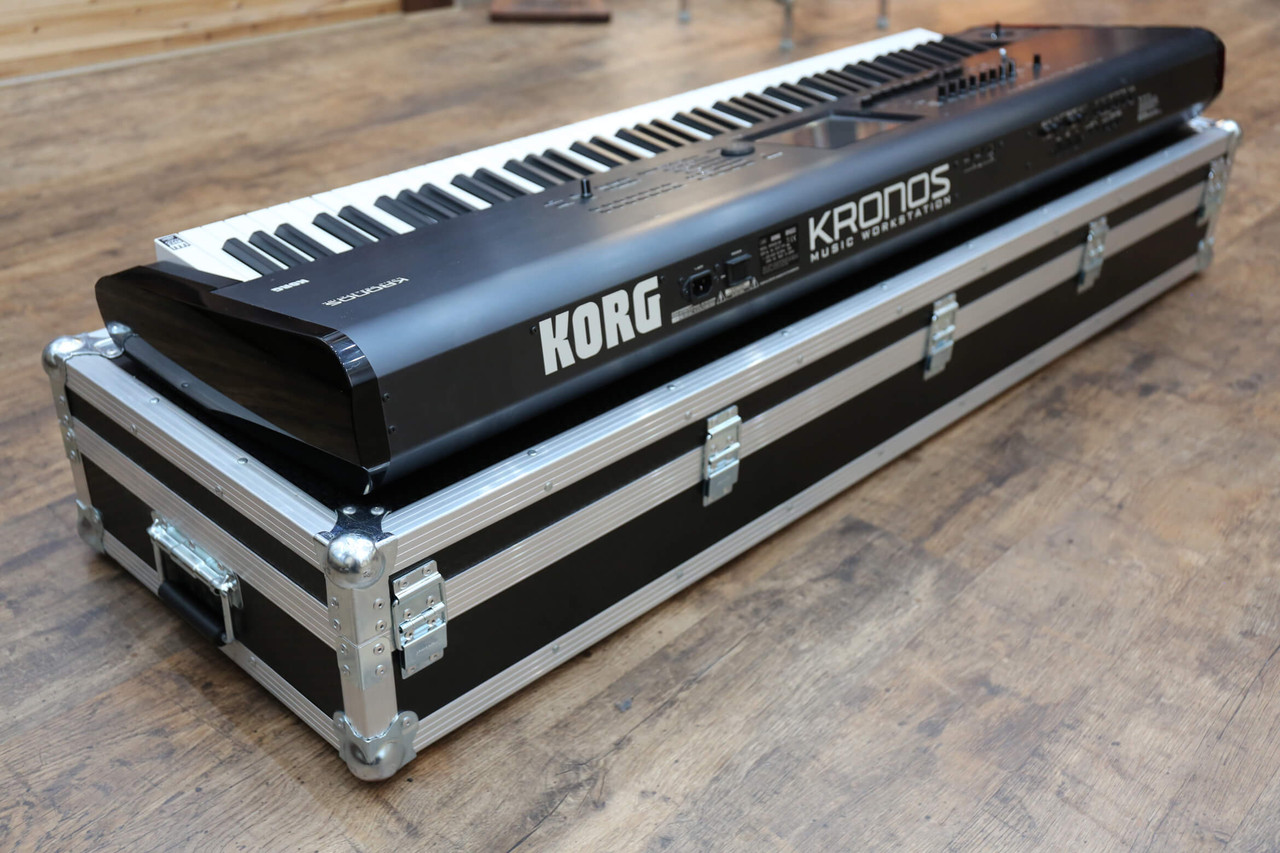 鍵盤楽器 Korg Kronos 2 with Road Case Korg Kronos 2 with Road Case