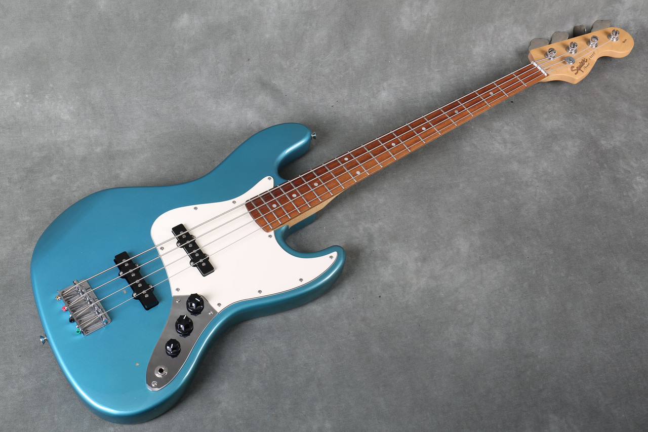 Squier Affinity Jazz Bass Lake Placid Blue 2nd Hand | Rich Tone Music