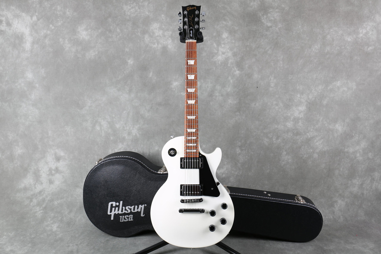 T*A様 Gibson Les Paul Studio ホワイト ハードケース付 Gibson Les Paul Studio Alpine White 2nd Hand | Rich Tone Music