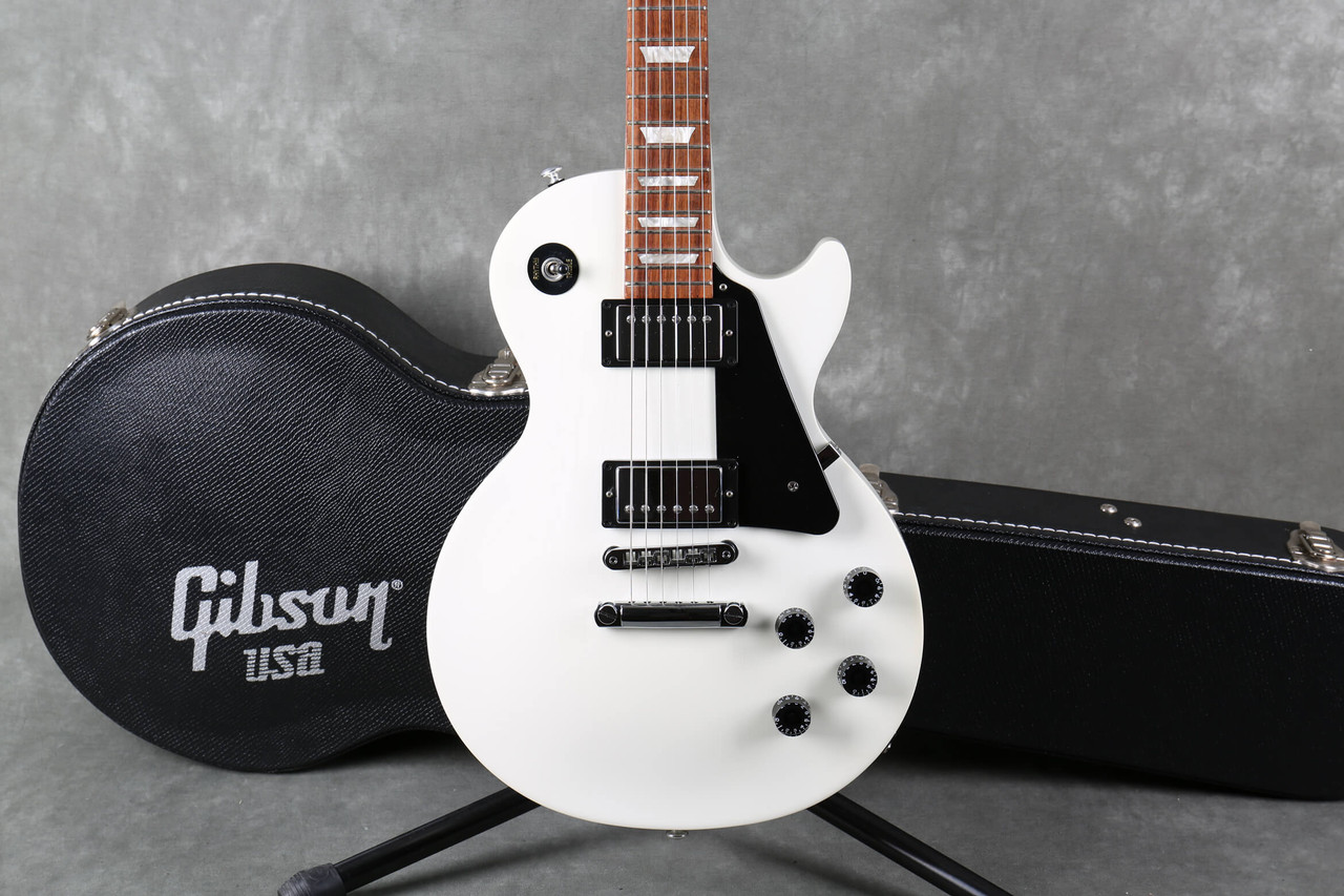 T*A様 Gibson Les Paul Studio ホワイト ハードケース付 Gibson Les Paul Studio Alpine White 2nd Hand | Rich Tone Music