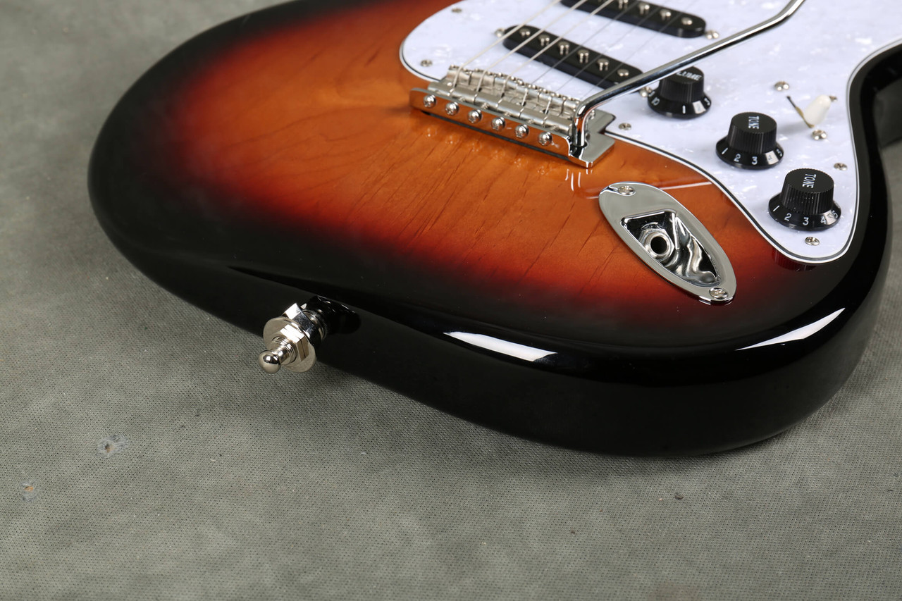 Fender Mexican Standard Stratocaster Roasted Maple Neck Sunburst