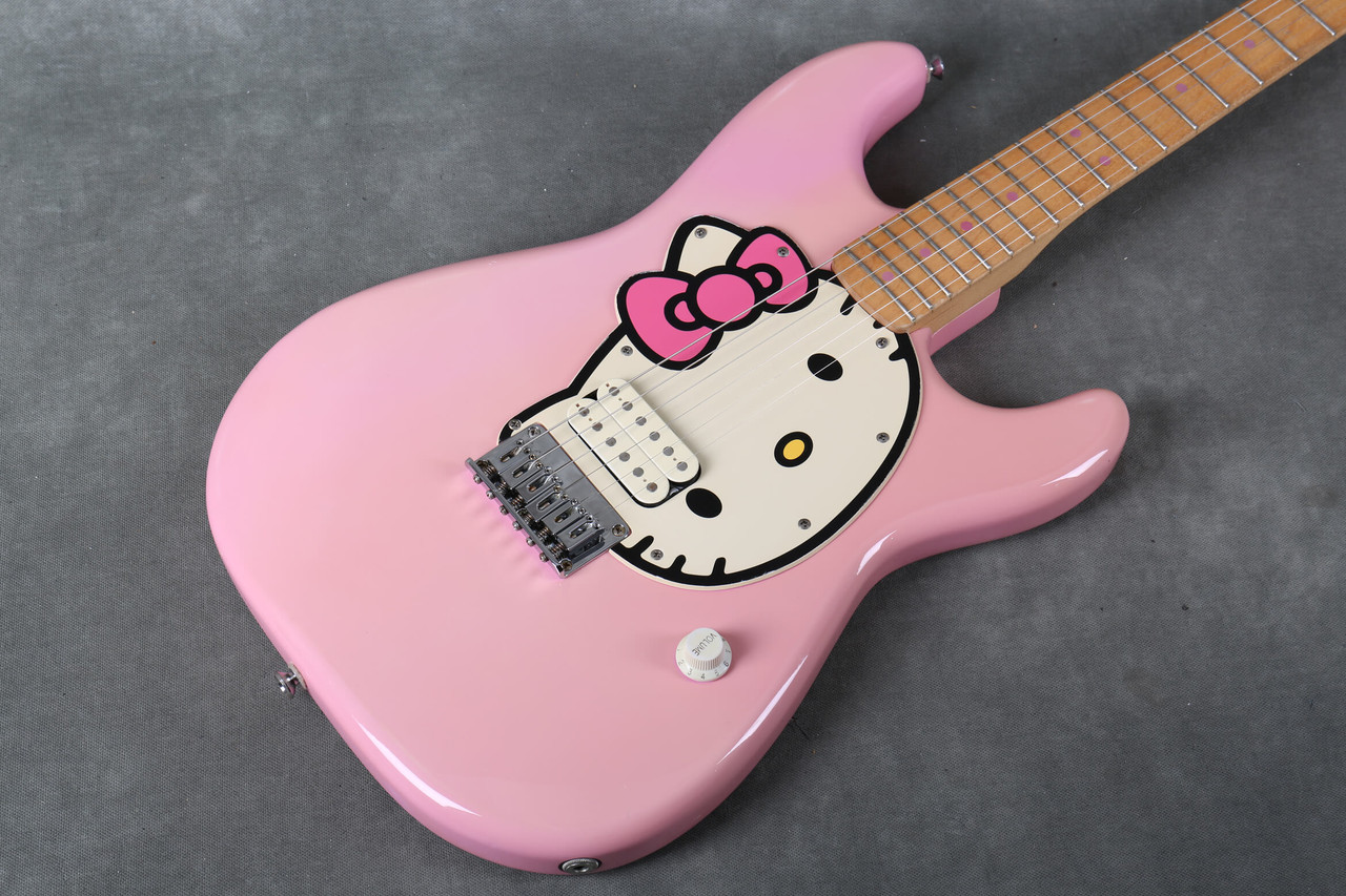 Squier Hello Kitty Stratocaster Pink 2nd Hand | Rich Tone Music