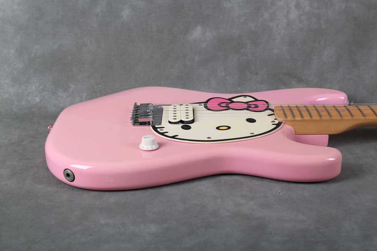 Squier Hello Kitty Stratocaster Pink 2nd Hand | Rich Tone Music