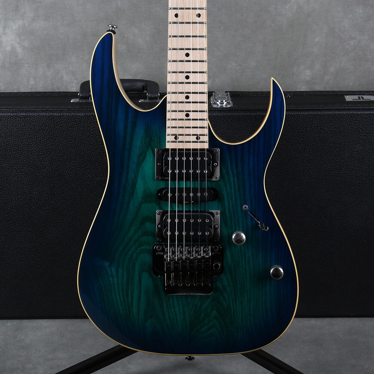 Ibanez RG370AHMZ-BMT - Blue Moon Burst - Hard Case - 2nd Hand - Used