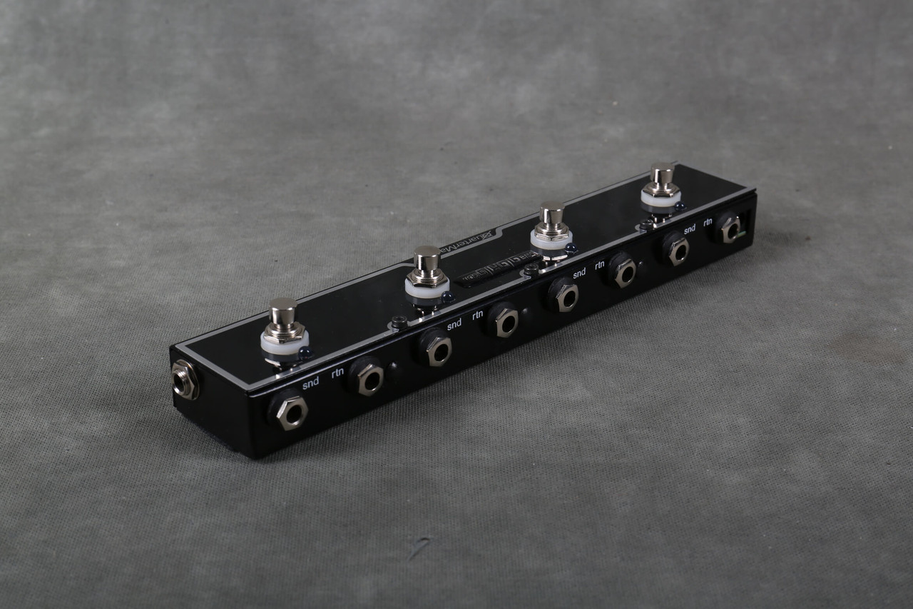 Gig Rig Quartermaster 4 Loop Switcher Boxed 2nd Hand Rich Tone Music