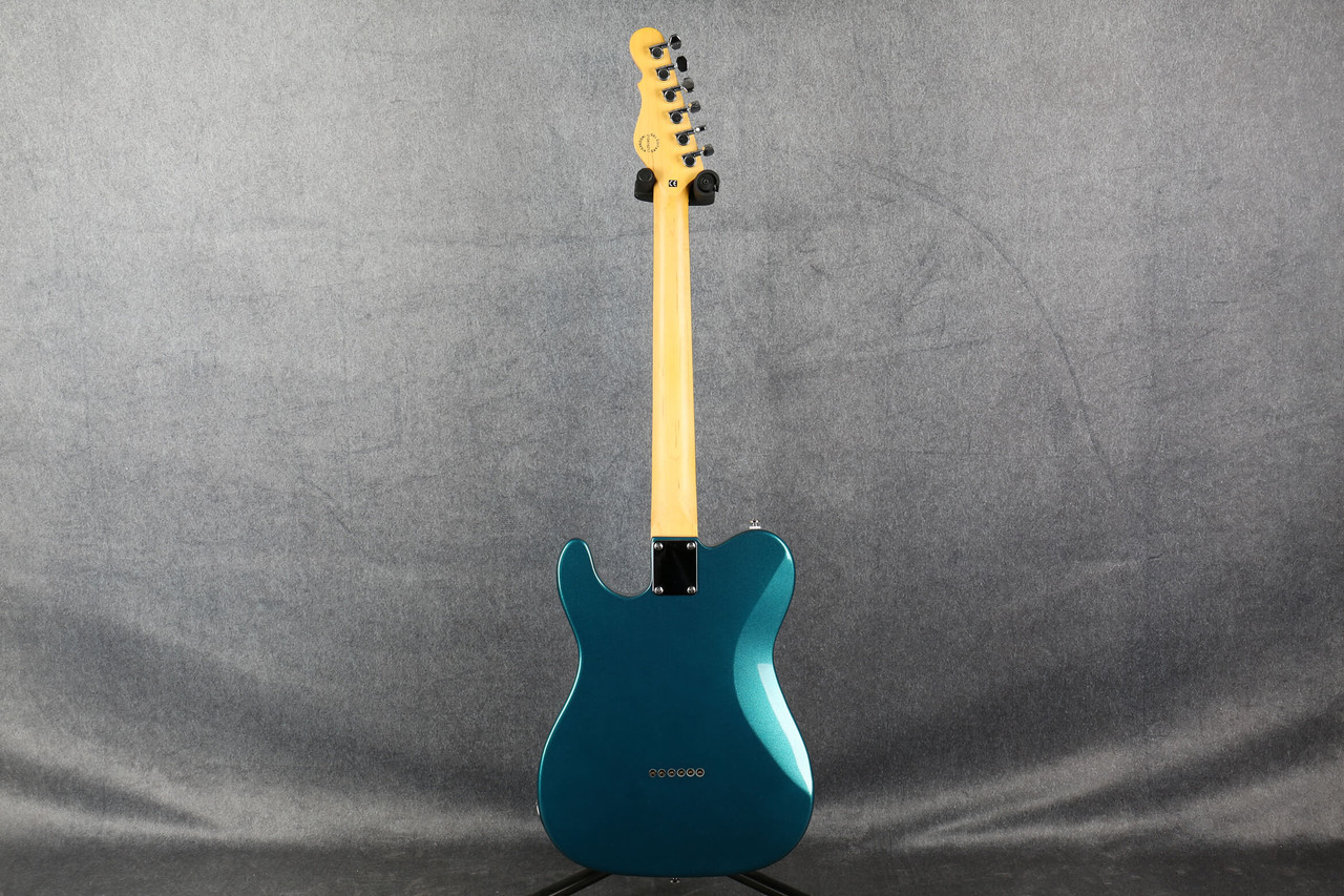 G&L Tribute Series ASAT Classic Emerald Blue 2nd Hand | Rich Tone