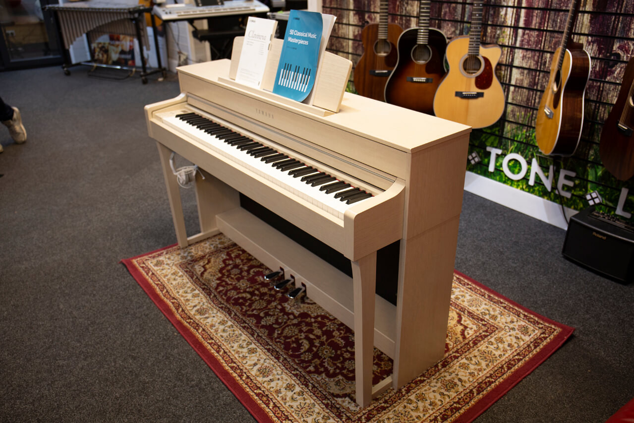 Yamaha Clavinova CLP645 Digital Piano White Ash 2nd Hand Rich Tone Music