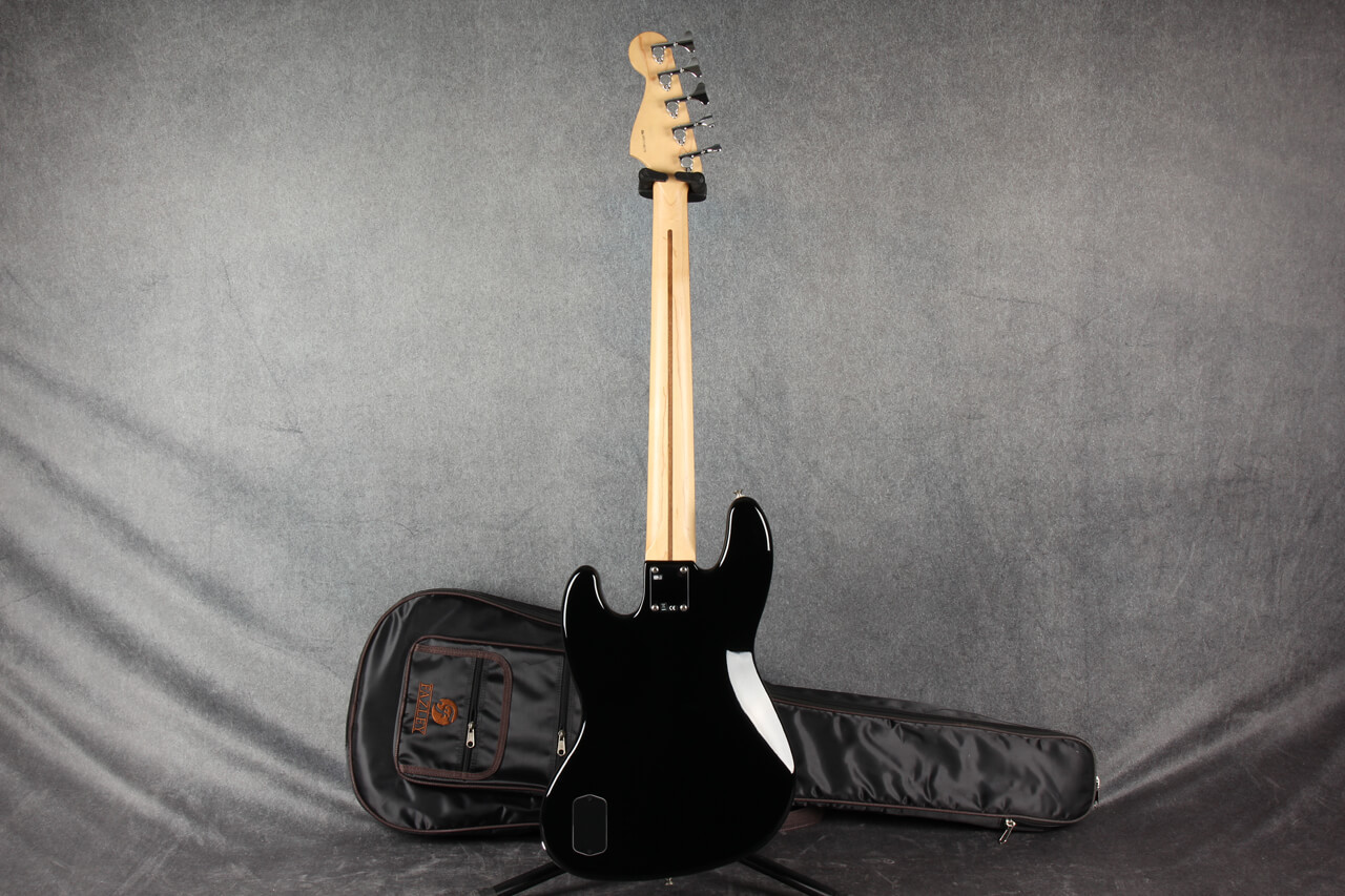 Fender Mexican Deluxe Jazz Bass V Black 2nd Hand | Rich Tone Music