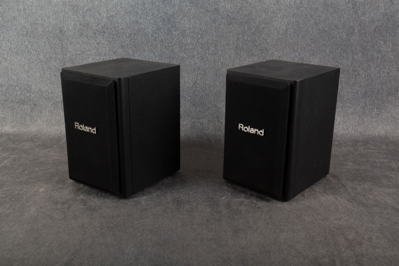 Roland CM-110 Cube 2.1 Monitor System 2nd Hand | Rich Tone Music